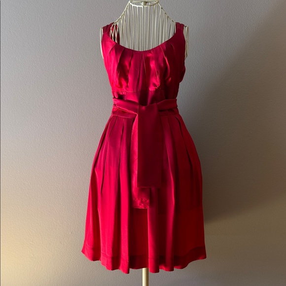 Maggy London Red Midi Dress - Picture 2 of 13